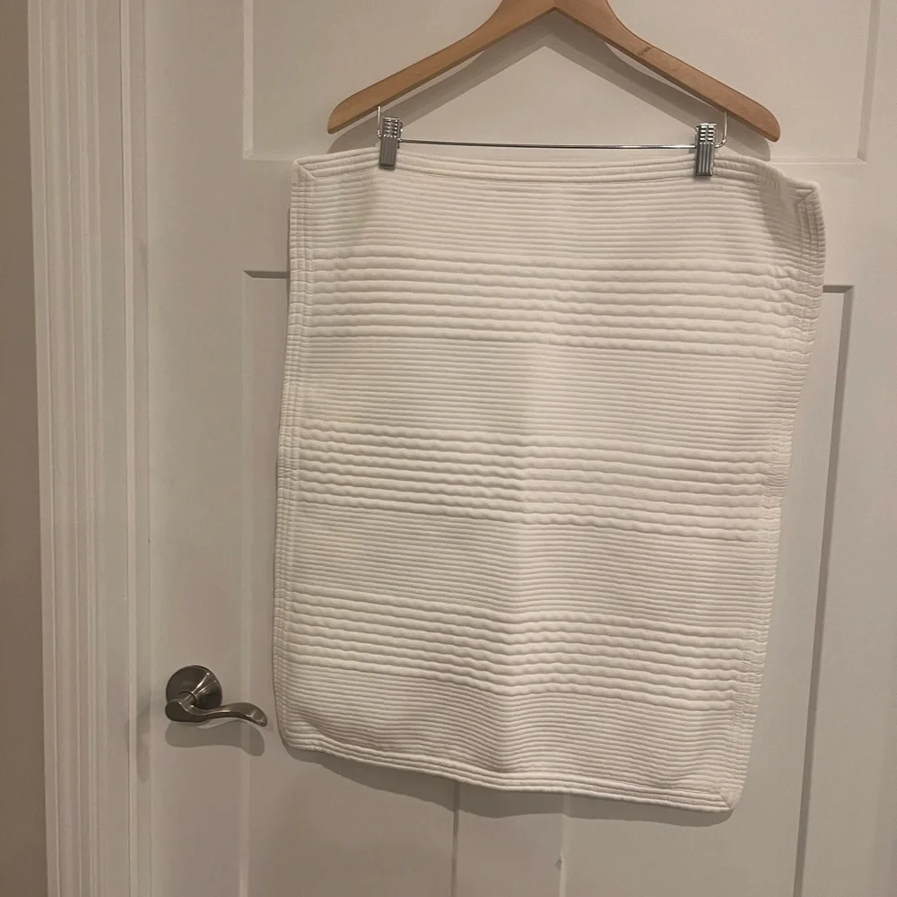 West Elm Set of 2 Standard Cotton Cloud Jersey Shams - White